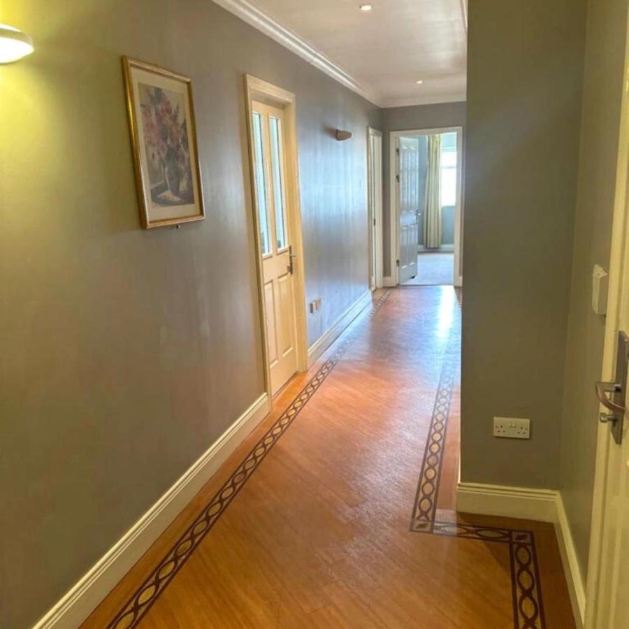 Spacious 2 Bedroom Apartment In كيلارني المظهر الخارجي الصورة