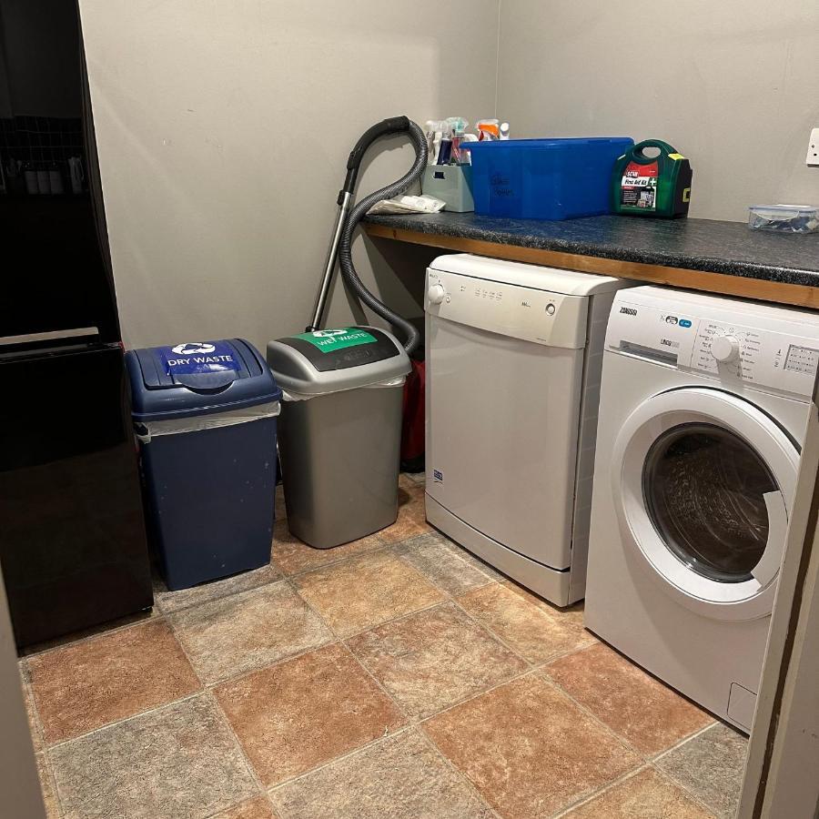Spacious 2 Bedroom Apartment In كيلارني المظهر الخارجي الصورة